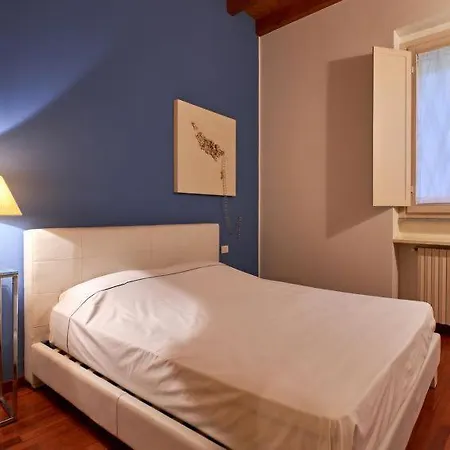 Apartament Sleeps 6 Air Con Wifi Mediolan